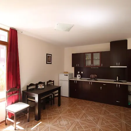 Arendoo In St. Helena Apartment Sunny Beach